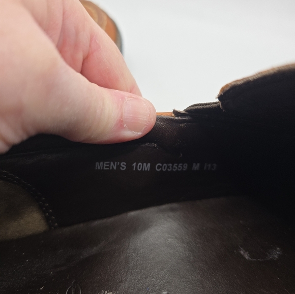 Cole Haan TUCKER VENETIAN Caramel Leather Slip On Shoes. Worn Once. Mens 8.5